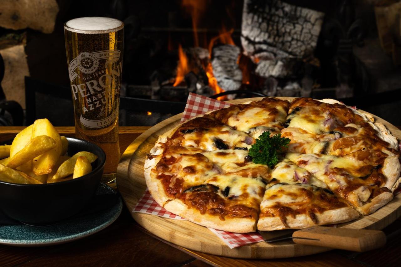 The Howard Arms Brampton  Bagian luar foto