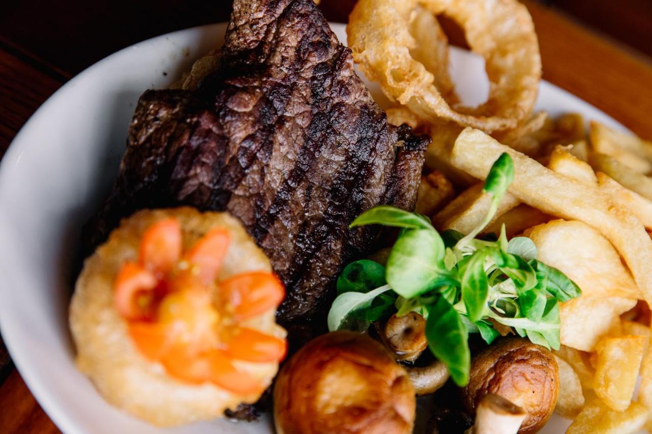 The Howard Arms Brampton  Bagian luar foto